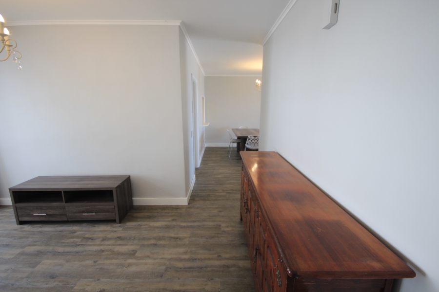 To Let 2 Bedroom Property for Rent in Sea Point Western Cape